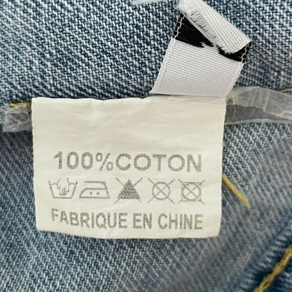 Cherry Koko Destroyed Denim Trucker Jean Jacket Distressed Blue Medium Wash M - Picture 6 of 6